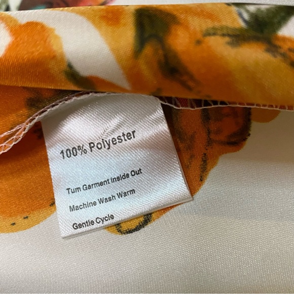 NEW | Women's Satin Floral Cream Robe | Size M/L - Picture 5 of 5